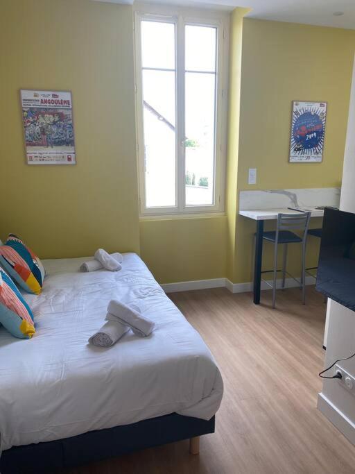 Superbe Studio Centre Ville * Clim * Wifi * Haut De Gamme * Angoulême Extérieur photo
