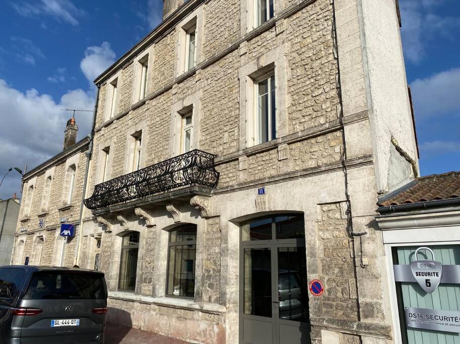 Superbe Studio Centre Ville * Clim * Wifi * Haut De Gamme * Angoulême Extérieur photo